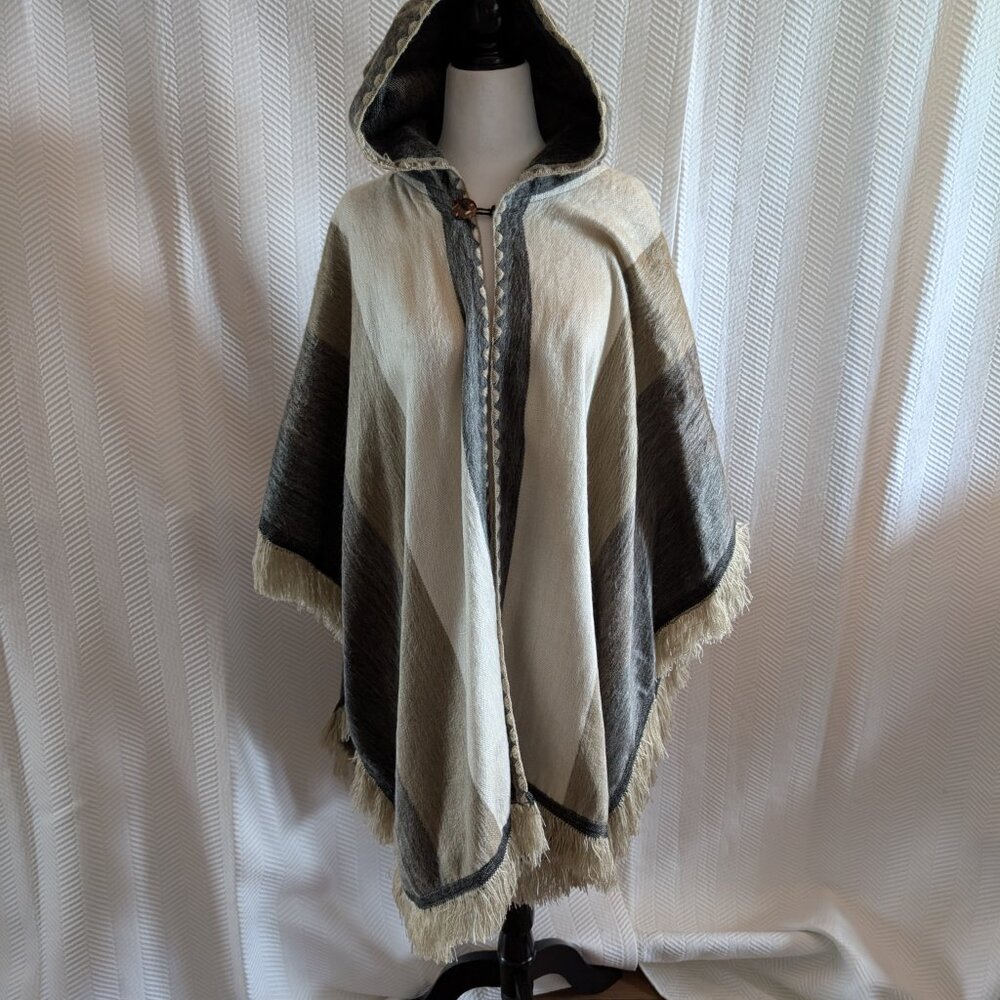 Tresart Cache Alpaca Blend Hooded Cape Open Front Poncho Neutral O/S Soft Cozy